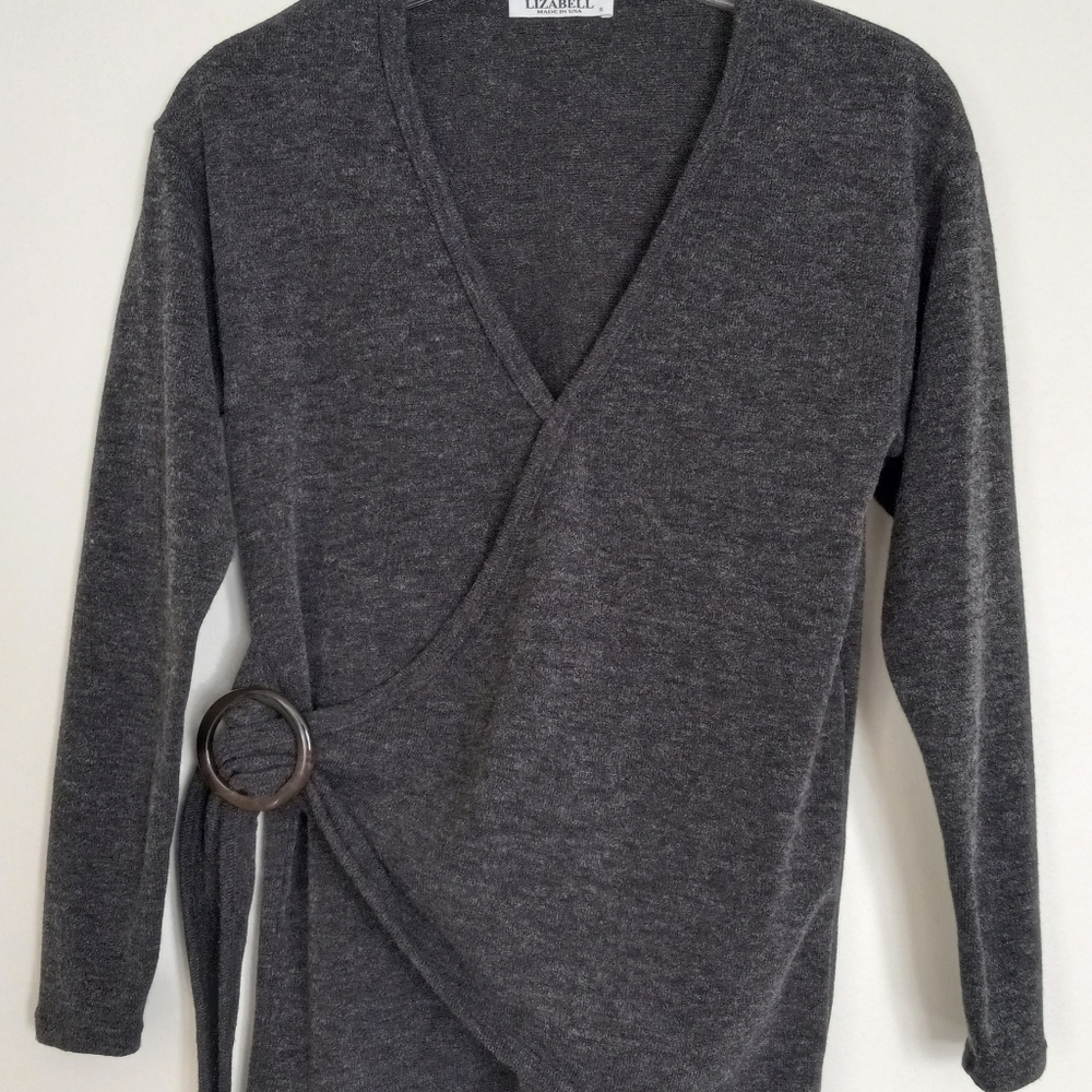 Lizabell women's long sleeve knot sweater Small made in USA